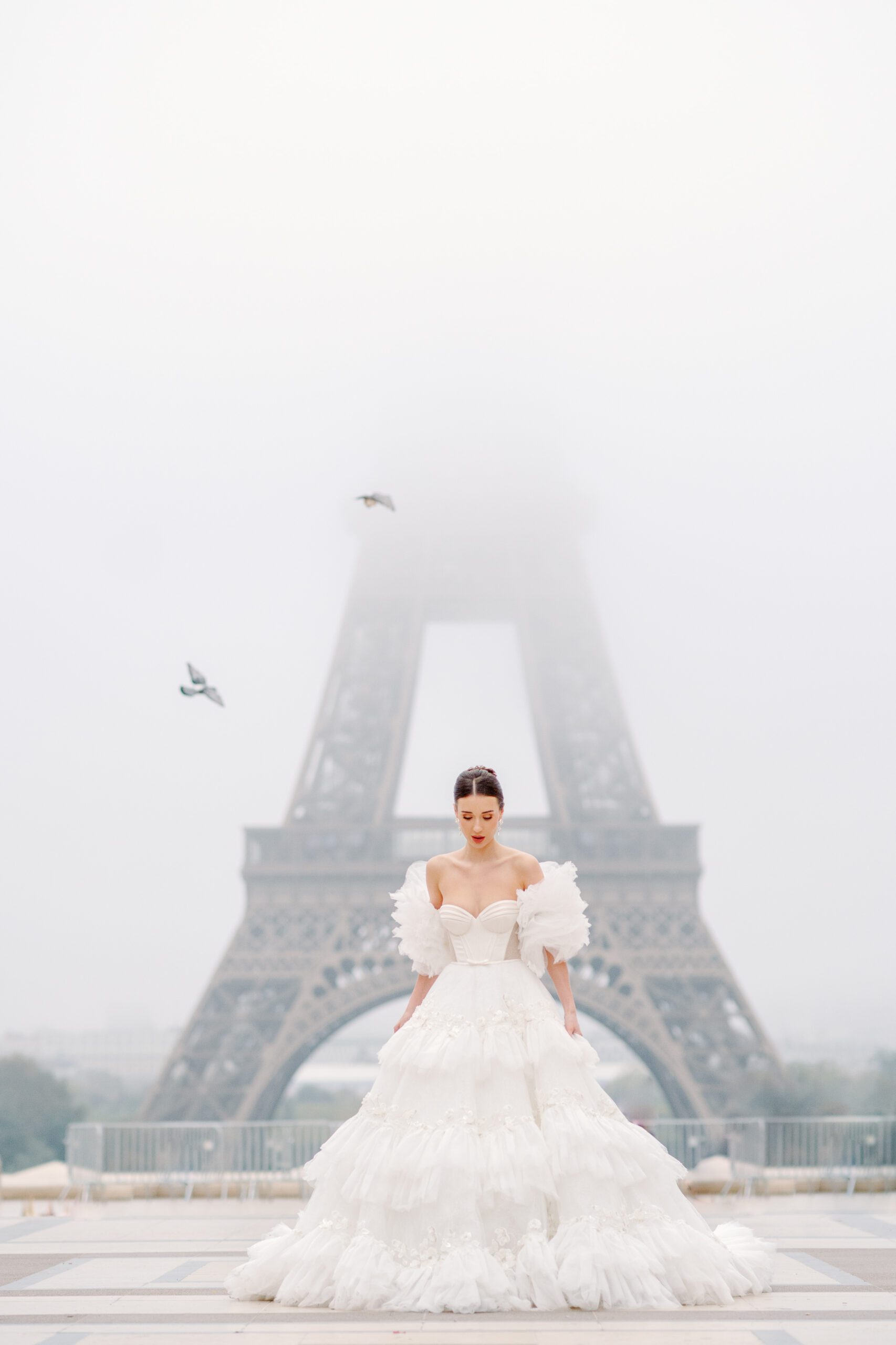 Paris Bridal session photographed by Lake Como photographer